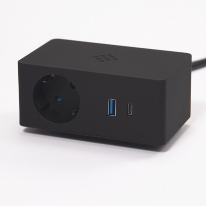 VersaQ 1x 230V, USB A+C 5V, charge sans fil QI, noir, Schuko VersaQ 1x 230V, USB A+C 5V, charge sans fil QI, noir, Schuko