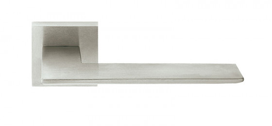 TWIN BLADE P1500 HR B.S.R./XR sans rosaces inférieures