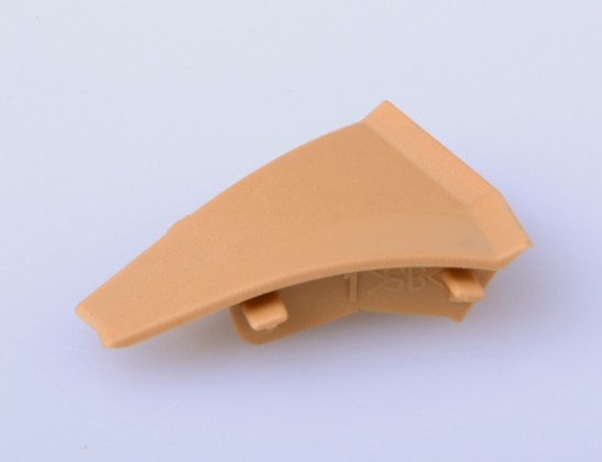 TL Egger angle interne 135° amorti beige