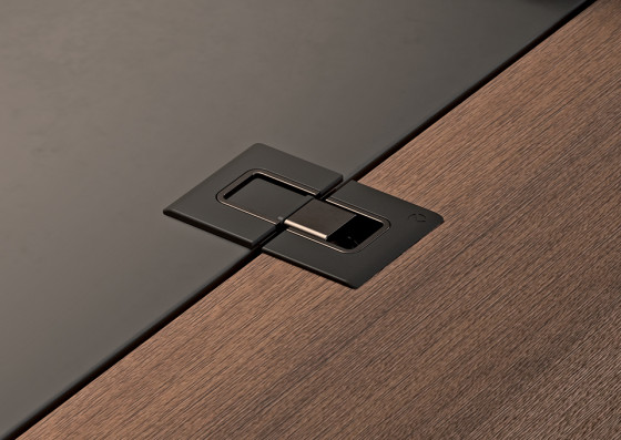 IF charniere Kimana SKIN pour abattant inférieur, nickel noir IF charniere Kimana SKIN pour abattant inférieur, nickel noir
