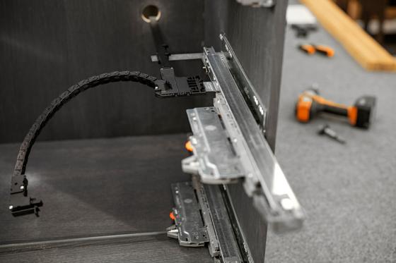 BLUM ESS.T2200 Amperos cable management set NL550