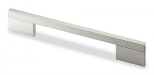 HETTICH 9995589 Poignée IMPERIA 569/541 mm imitation inox HETTICH 9995589 Poignée IMPERIA 569/541 mm imitation inox