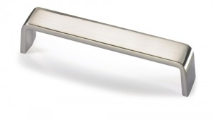 HETTICH 9113511 Poignée LUCCA 168/160 mm imitation inox HETTICH 9113511 Poignée LUCCA 168/160 mm imitation inox