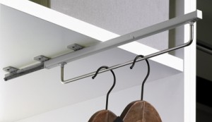 HETTICH 9136280/28715 Porte-manteau coulissant 500 mm