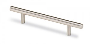 HETTICH 9070674 Poignée HALE 156/96 mm imitation inox HETTICH 9070674 Poignée HALE 156/96 mm imitation inox