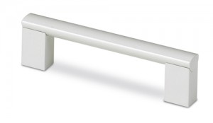 HETTICH 115210 Poignée CLIVIA 428/416 mm alu anodisé HETTICH 115210 Poignée CLIVIA 428/416 mm alu anodisé