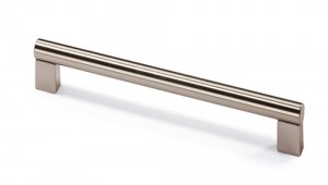 HETTICH 9995499 Poignée VIESTE 160 imitation inox HETTICH 9995499 Poignée VIESTE 160 imitation inox